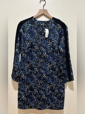 NWT Banana Republic Blue, Black & White Long Sleeve Shift Dress - Women’s Size 2